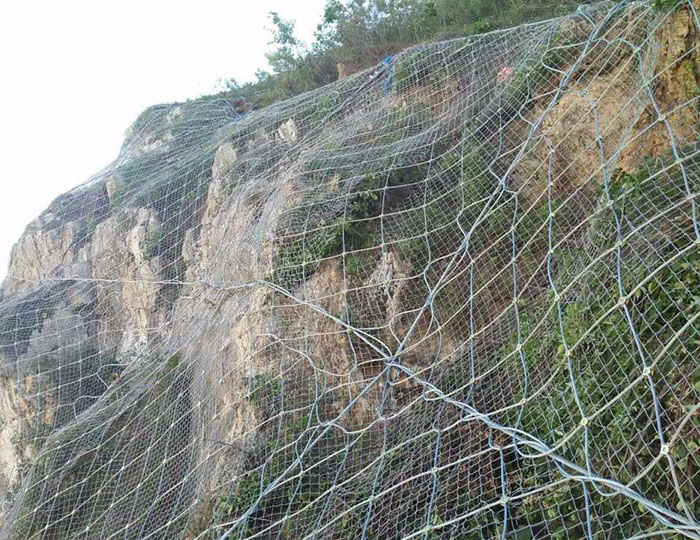 山体边坡防护网